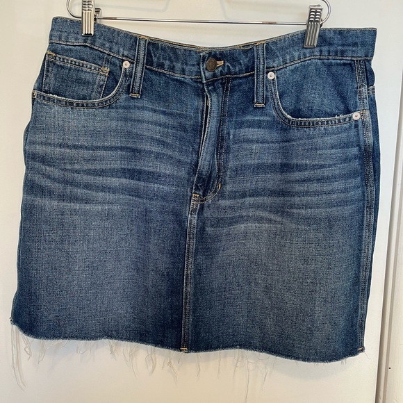 Madewell Reworked Rigid Straight denim skirt - Picture 4 of 8